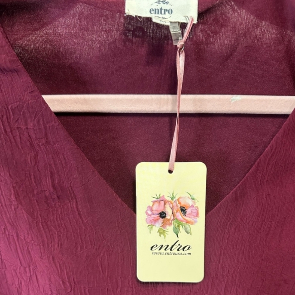 Entro Burgundy V-Neck Blouse Size M NWT - Picture 6 of 9